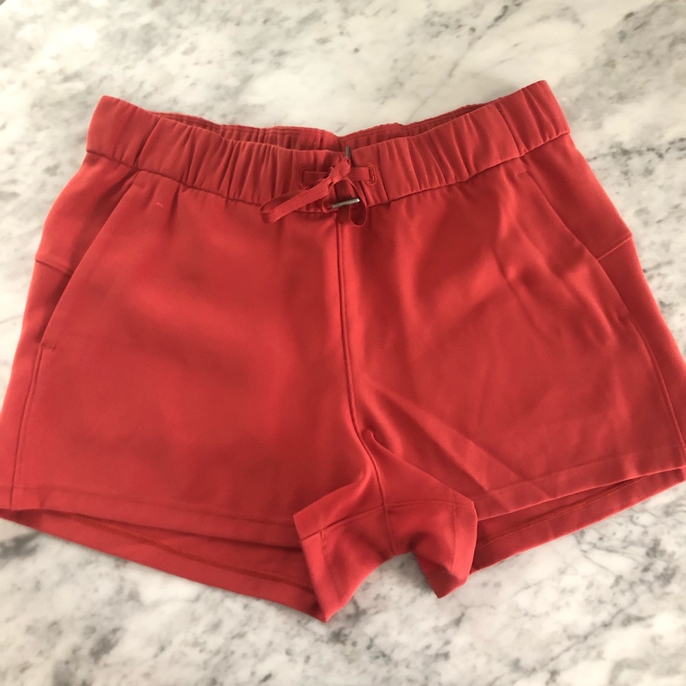 lululemon On the fly shorts - NWOT